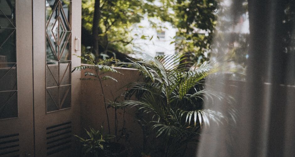 How to Transform Your Balcony into a Relaxing Outdoor Oasis