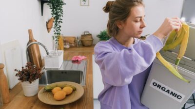 A Complete Guide to Setting Up a Home Composting System