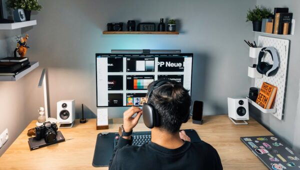 How to Design a Home Office That Boosts Productivity