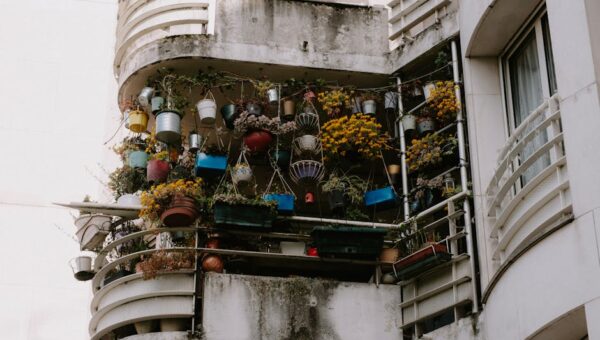 Maximizing Small Spaces: Transforming Tiny Balconies into Lush Retreats in 2026