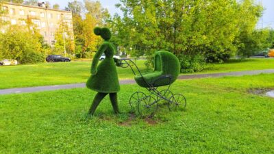 The Future of Garden Art: Sculptural Installations and Avant-Garde Accents for 2026